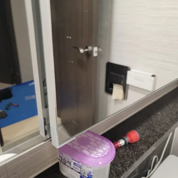 포켓도어 소음·뻑뻑함 정비 작업 안내