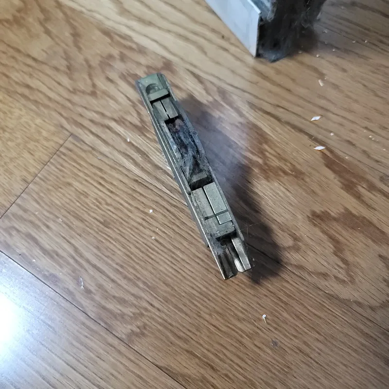 포켓도어수리 시공 사례 — 레일 교체 · 동일 규격 교체